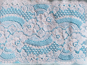 Heirloom French 12pt Lace5 1/2'' Wide White